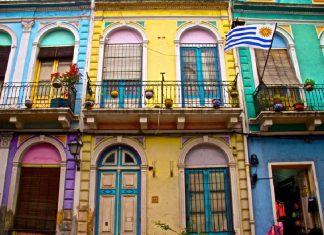 Por las calles de Barrio Reus